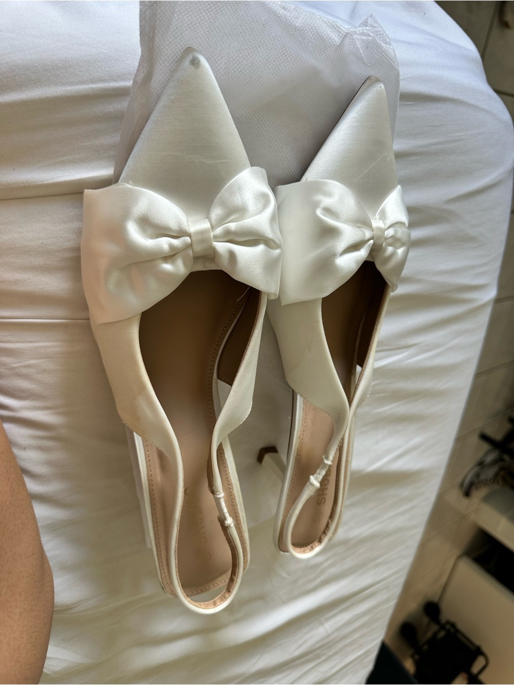 Pointed Toe White Satin Slingback kitten heel with Bow